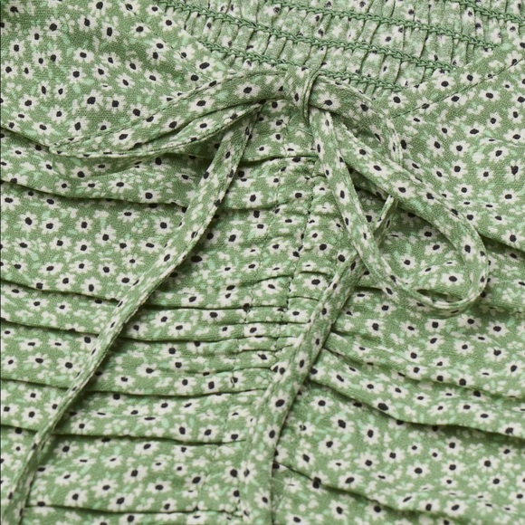 H&M draped top - Picture 2 of 4